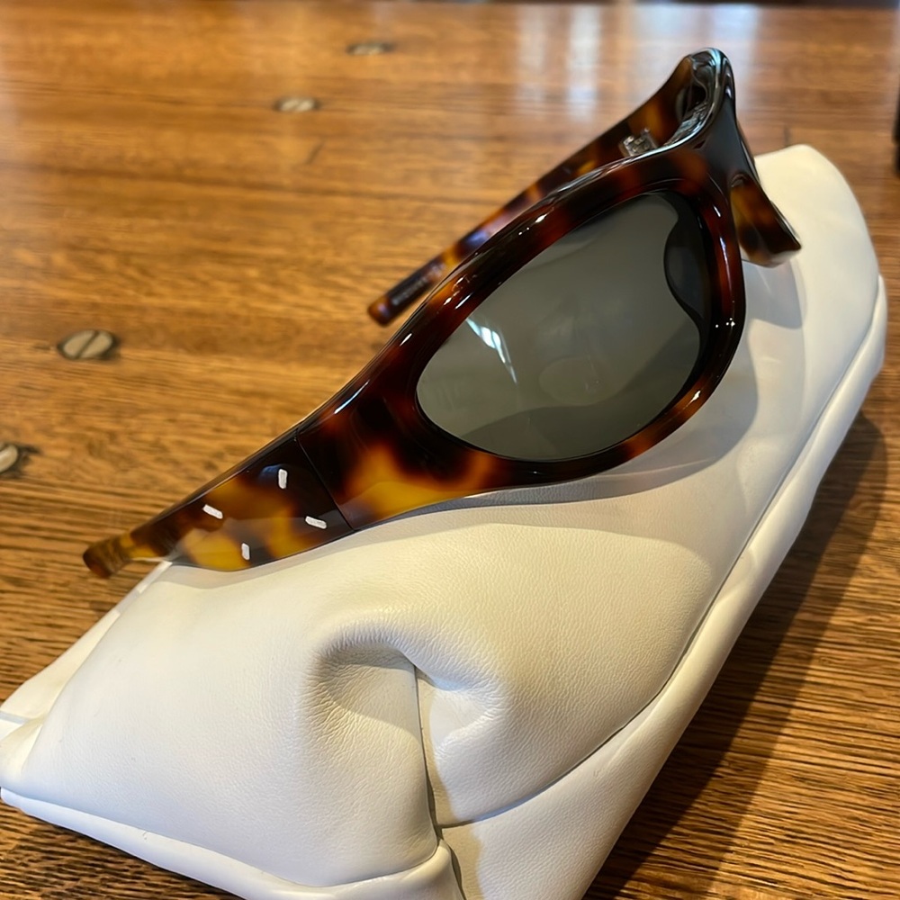 Tortoise shell Maison Martin Margiela x Gentle Monster sunglasses